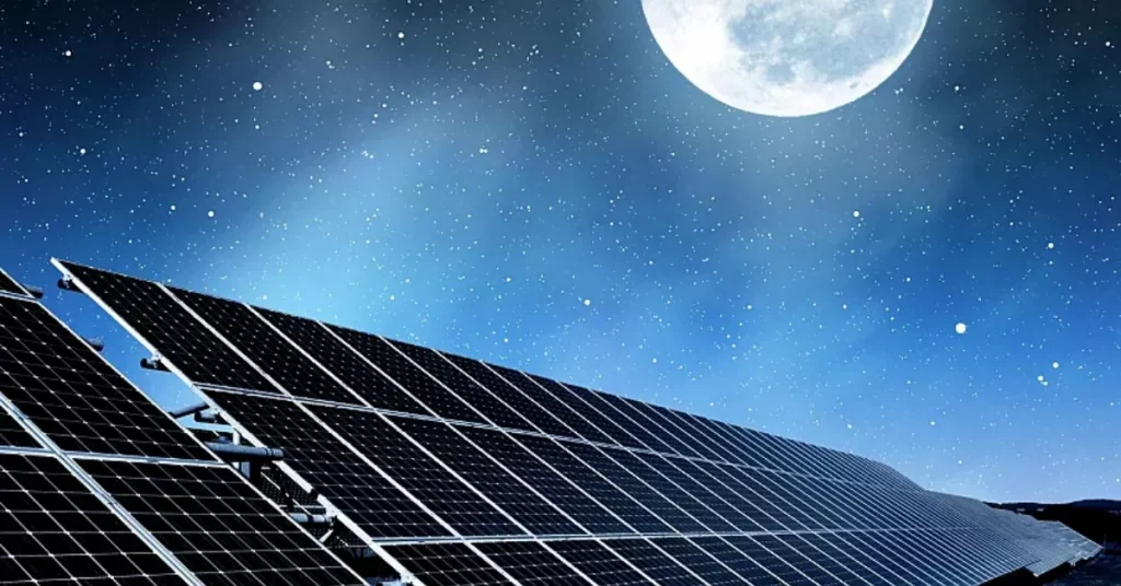 how do solar panels work at night
